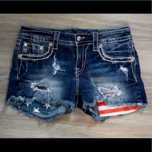 Miss Me Jean Shorts - Size 28